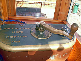 Fahrschalter des Alioth Triebwagens